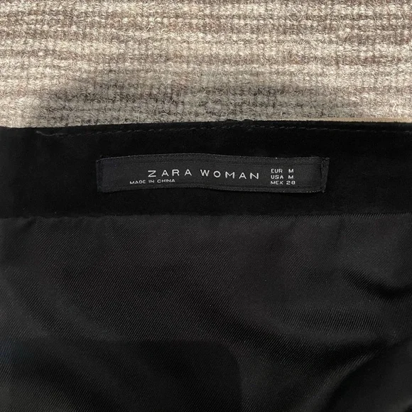 LEATHER PATCHWORK SKIRT - Picture 5 of 5